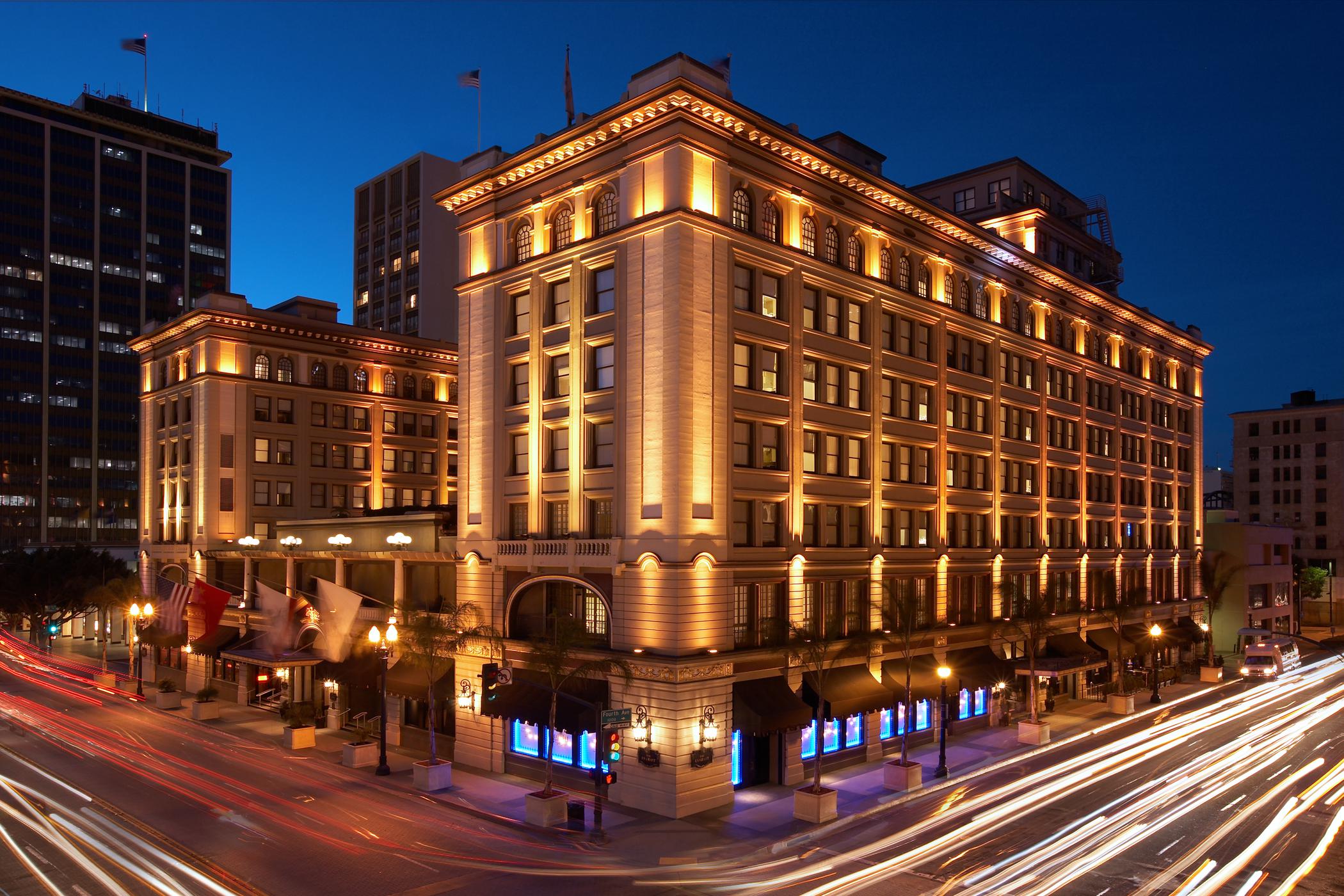 exclusive-presidential-hotel-suites-in-san-diego